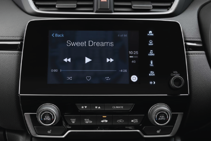 Side view of the Honda CR-V 7" infotainment system.
